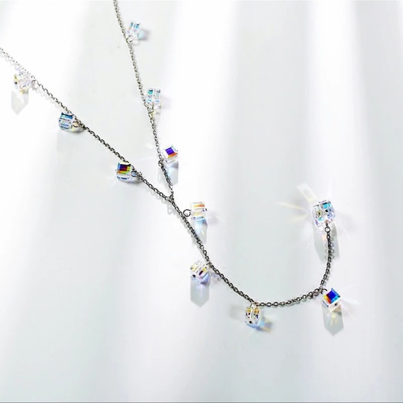 🎁 Swarovski Crystals The Iisha Long Necklace - Picture 9 of 12